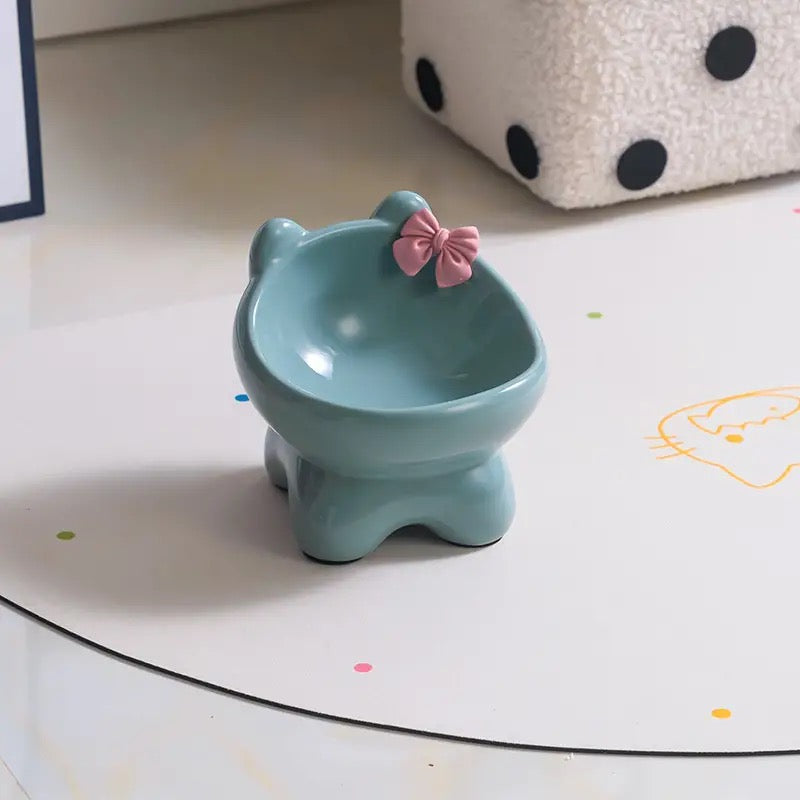 Cute creative bowl for pets