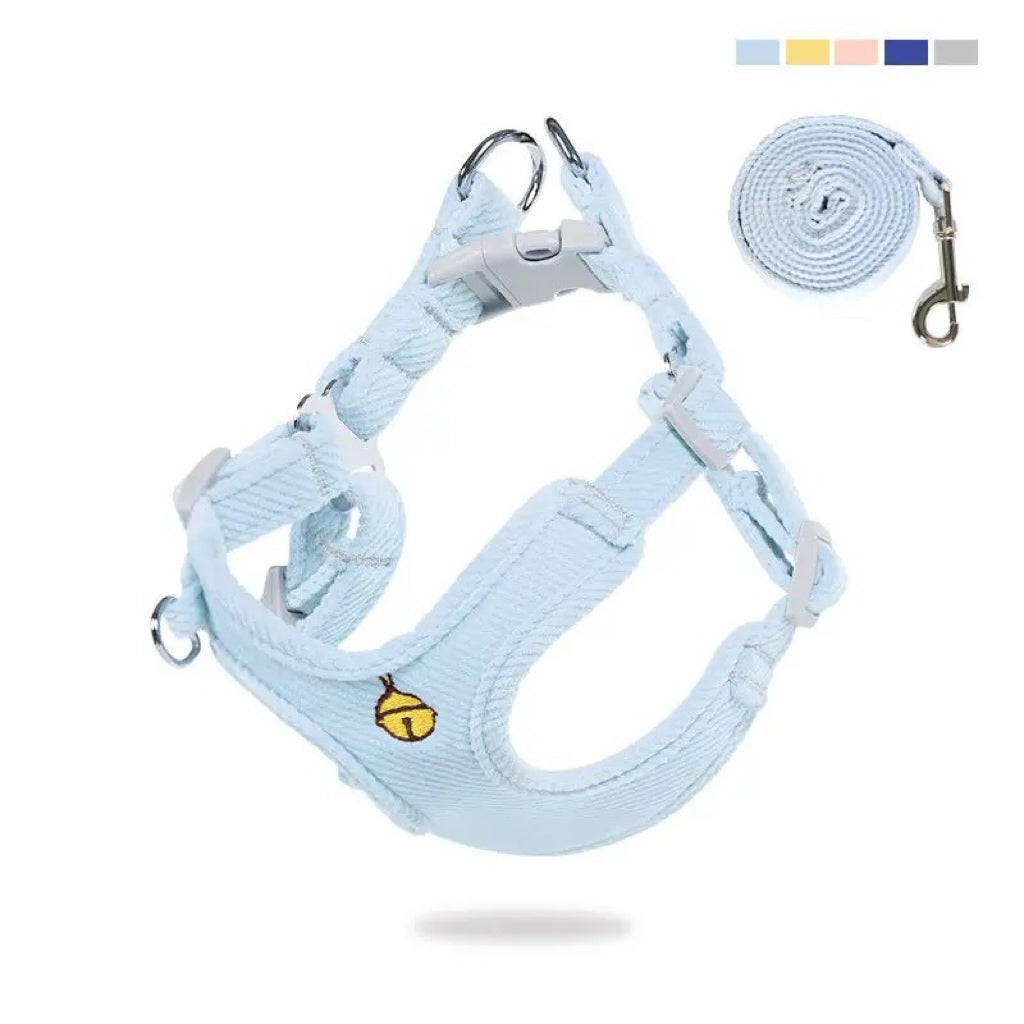 Pet vest style chest strap leash