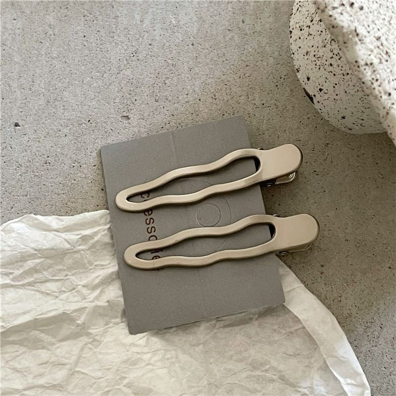 Metallic Silver Wave Hair Clips Pair Clips